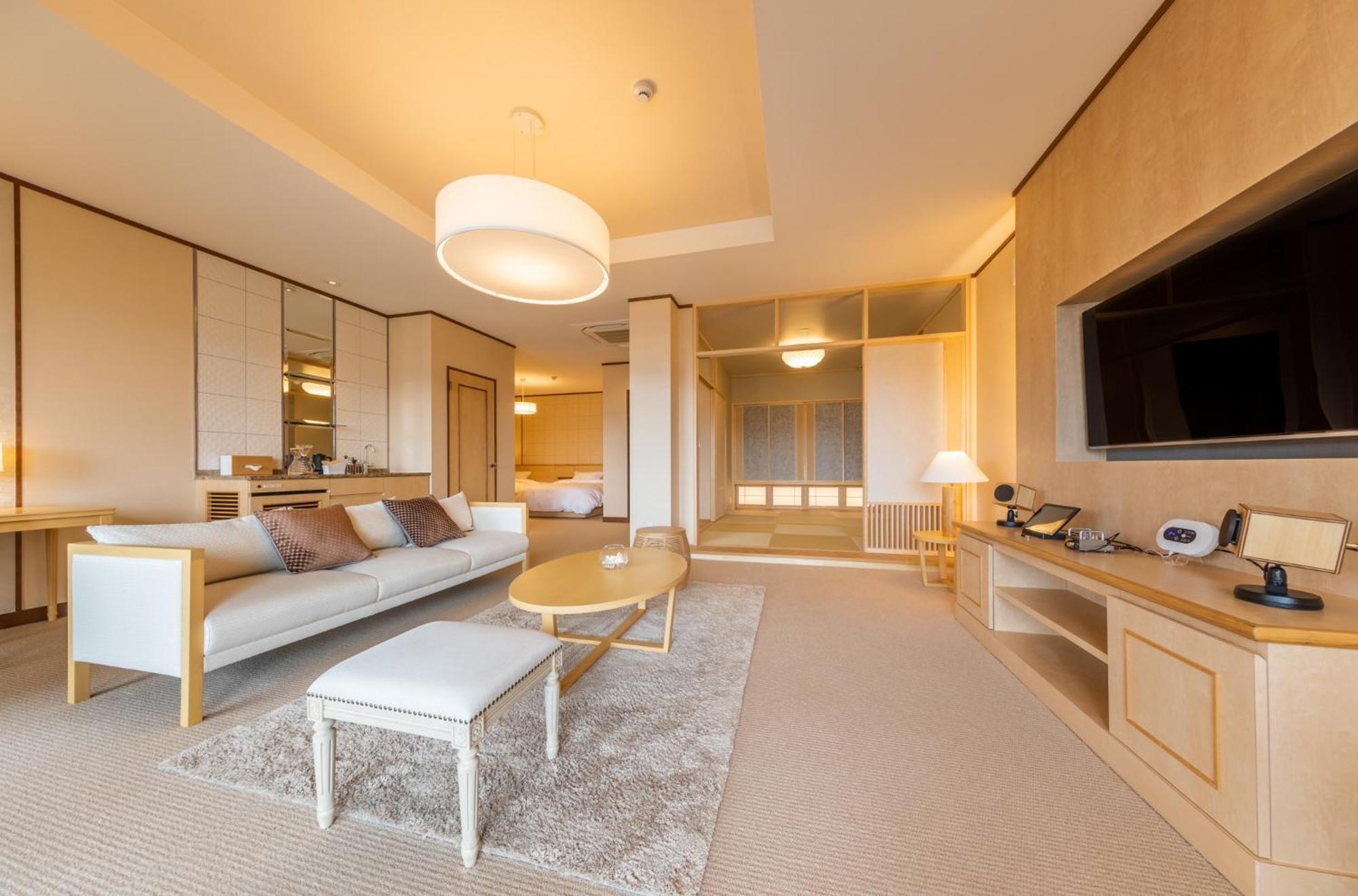 Katakura Silk Hotel Suwa  Eksteriør billede